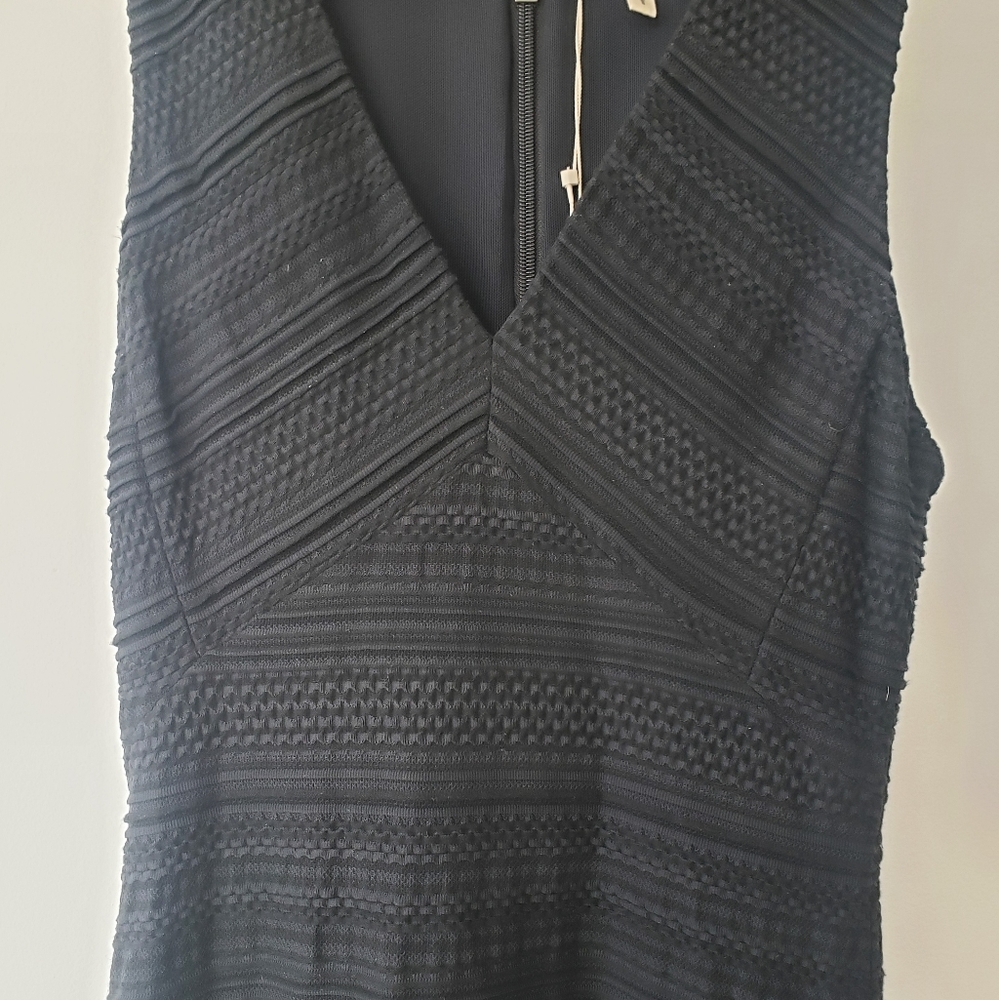 Rebecca Taylor NWT Size 6 Fit & Flare Black Dress - Picture 2 of 5